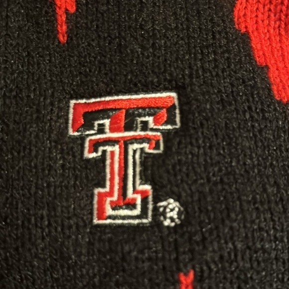 Texas Tech Red Riders knit poncho sweater red black Sz L / XL - Picture 9 of 10